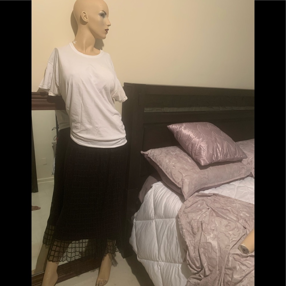 Black shirt